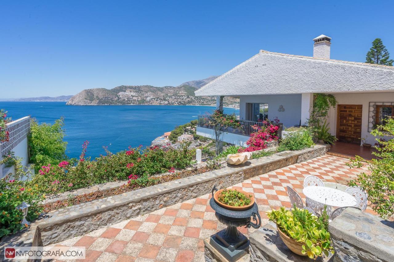 Villa Sobre El Mar Alboran Ла Херадура Екстериор снимка