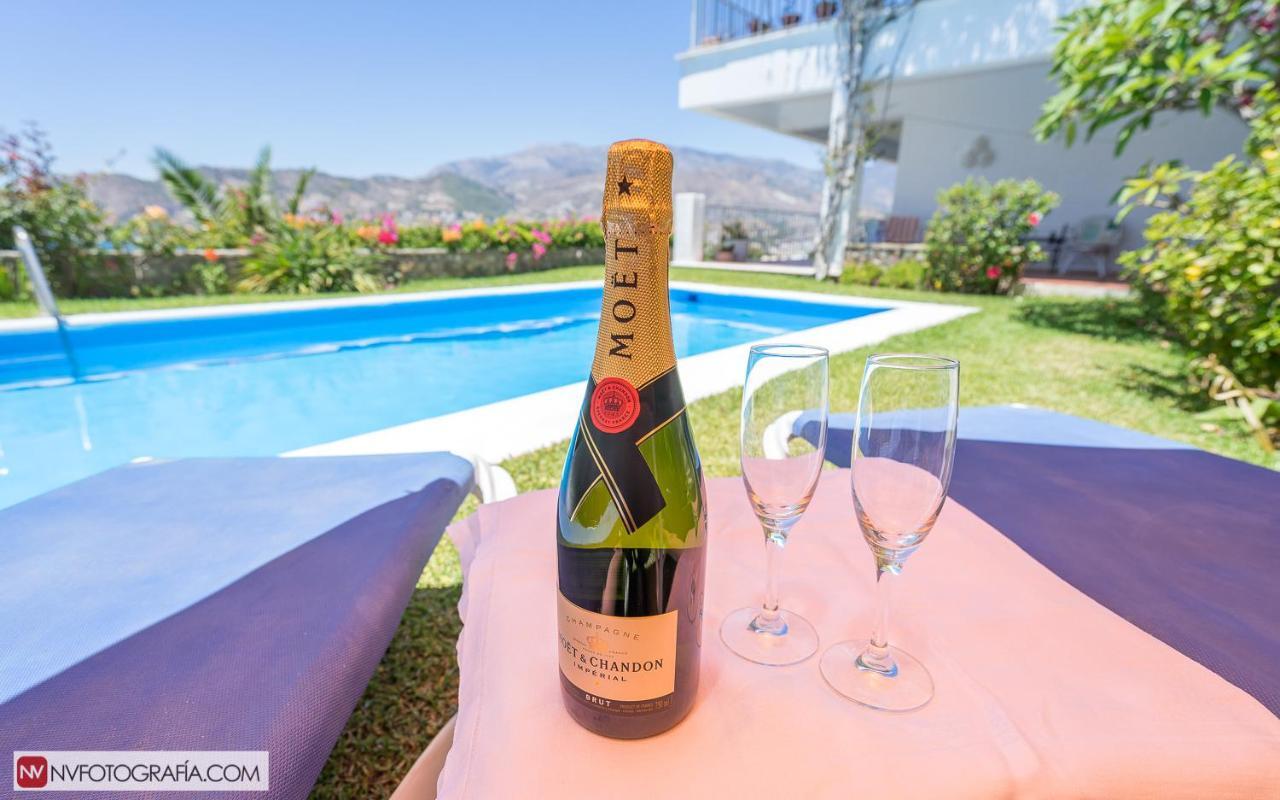Villa Sobre El Mar Alboran Ла Херадура Екстериор снимка