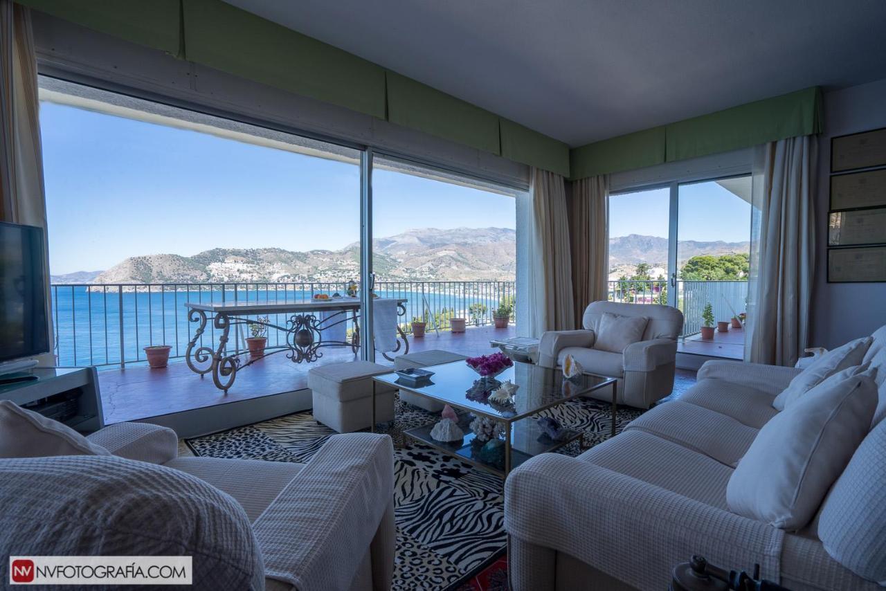 Villa Sobre El Mar Alboran Ла Херадура Екстериор снимка